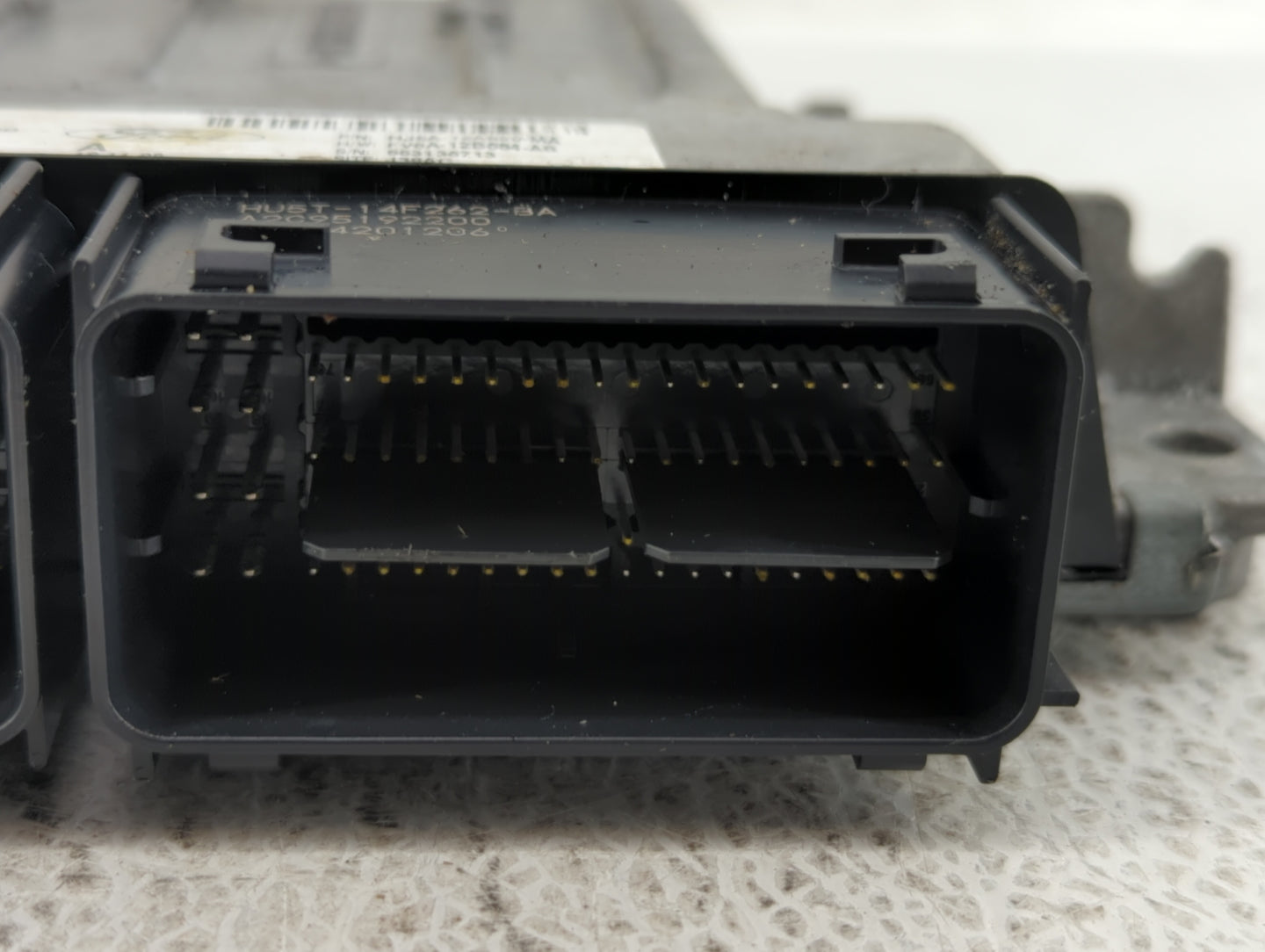 2017-2019 Ford Escape PCM Engine Control Computer ECU ECM PCU OEM P/N:FV6A-12B684-AB HJ5A-12A650-MA Fits Fits 2017 2018 2019