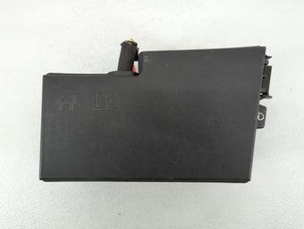 compare product 2017 Ford Escape Fusebox Fuse Box Panel Relay Module P/N:AV6T-14A067-AD GJ5T-14K733 Fits OEM Used Auto Parts