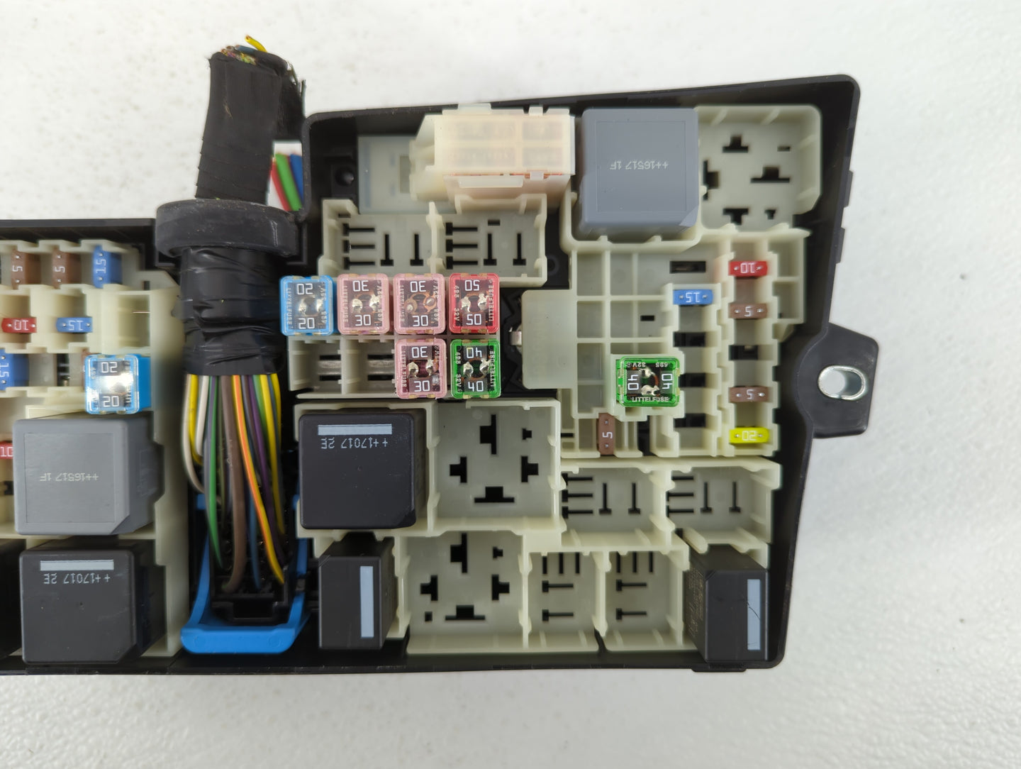 2017 Ford Escape Fusebox Fuse Box Panel Relay Module P/N:AV6T-14A067-AD GJ5T-14K733 Fits OEM Used Auto Parts - Oemusedautopa