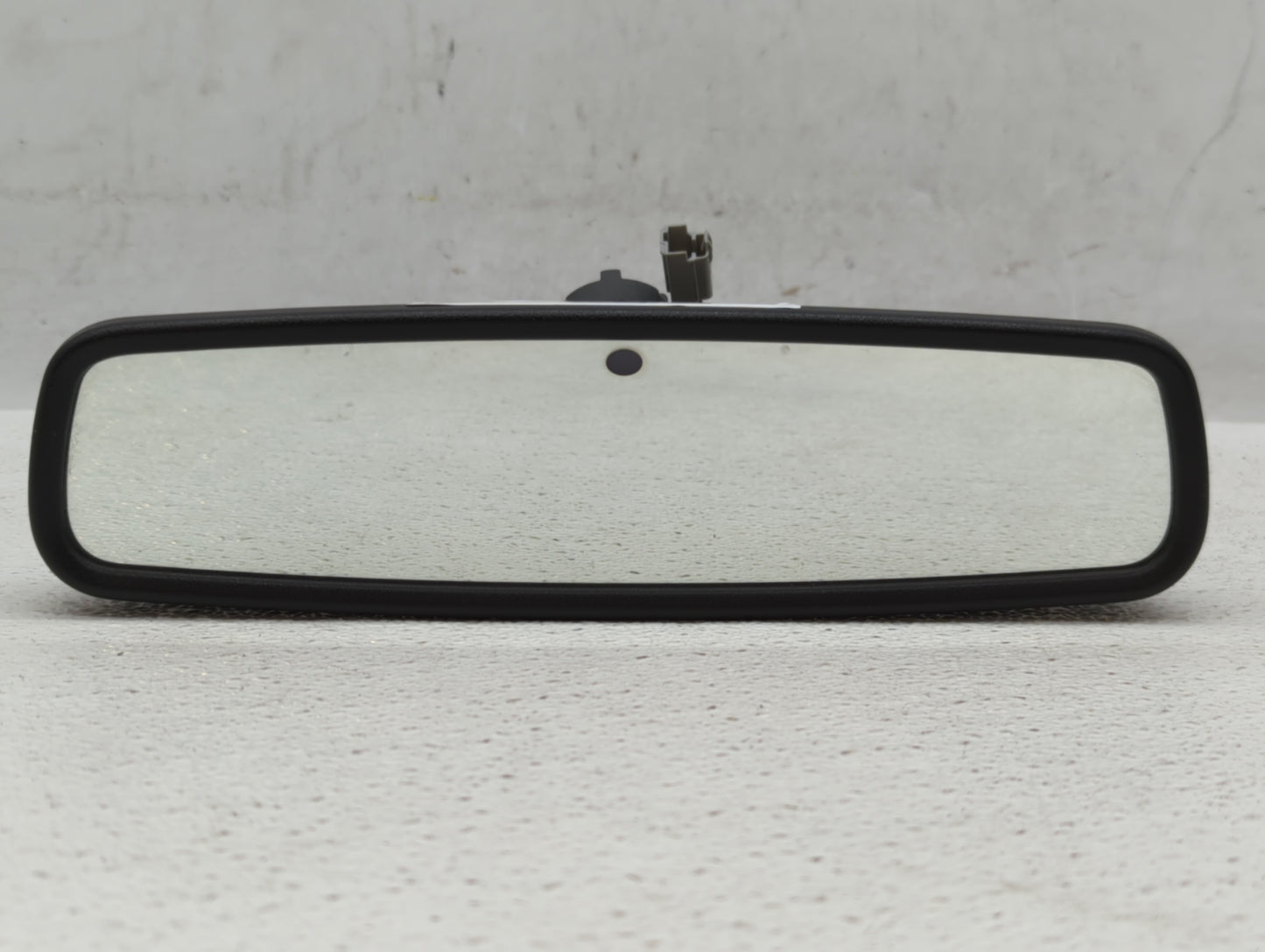 2013-2019 Ford Escape Interior Rear View Mirror Replacement OEM P/N:E1162532 Fits OEM Used Auto Parts - Oemusedautoparts1.co