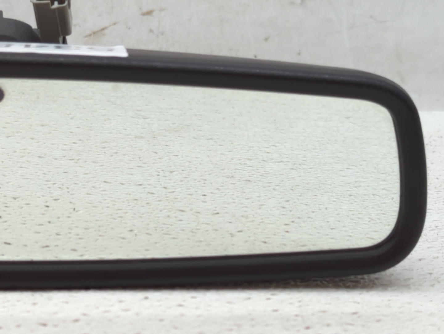 2013-2019 Ford Escape Interior Rear View Mirror Replacement OEM P/N:E1162532 Fits OEM Used Auto Parts - Oemusedautoparts1.co