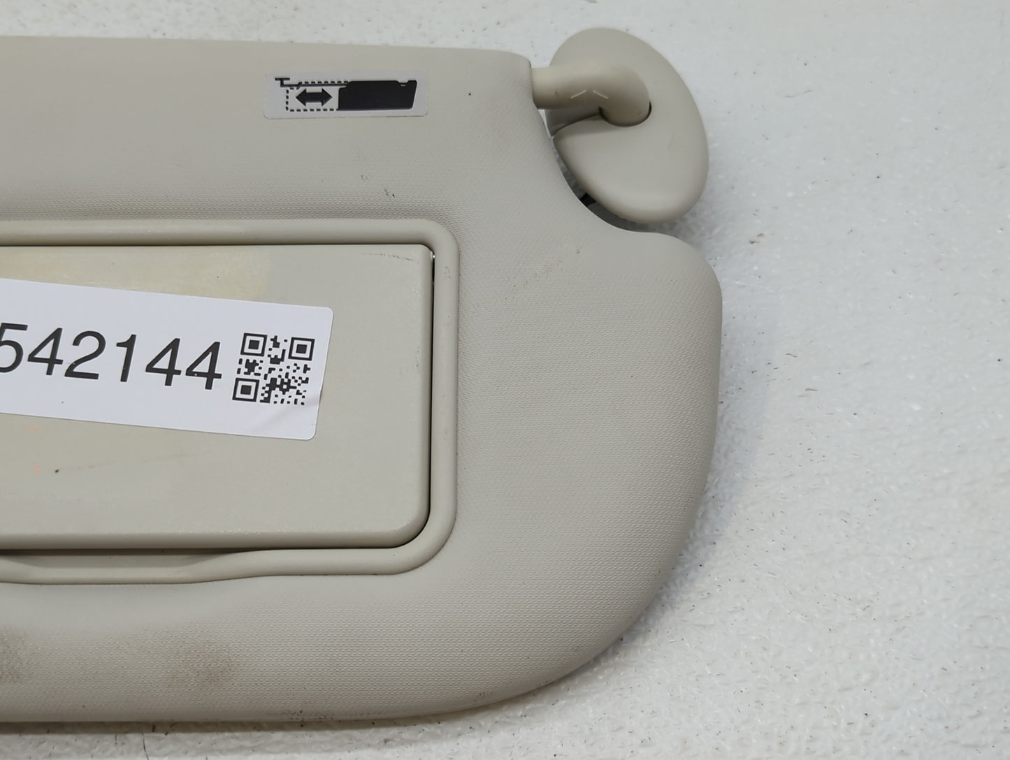 2013-2019 Ford Escape Sun Visor Shade Replacement Passenger Right Mirror Fits Fits 2013 2014 2015 2016 2017 2018 2019 OEM Us