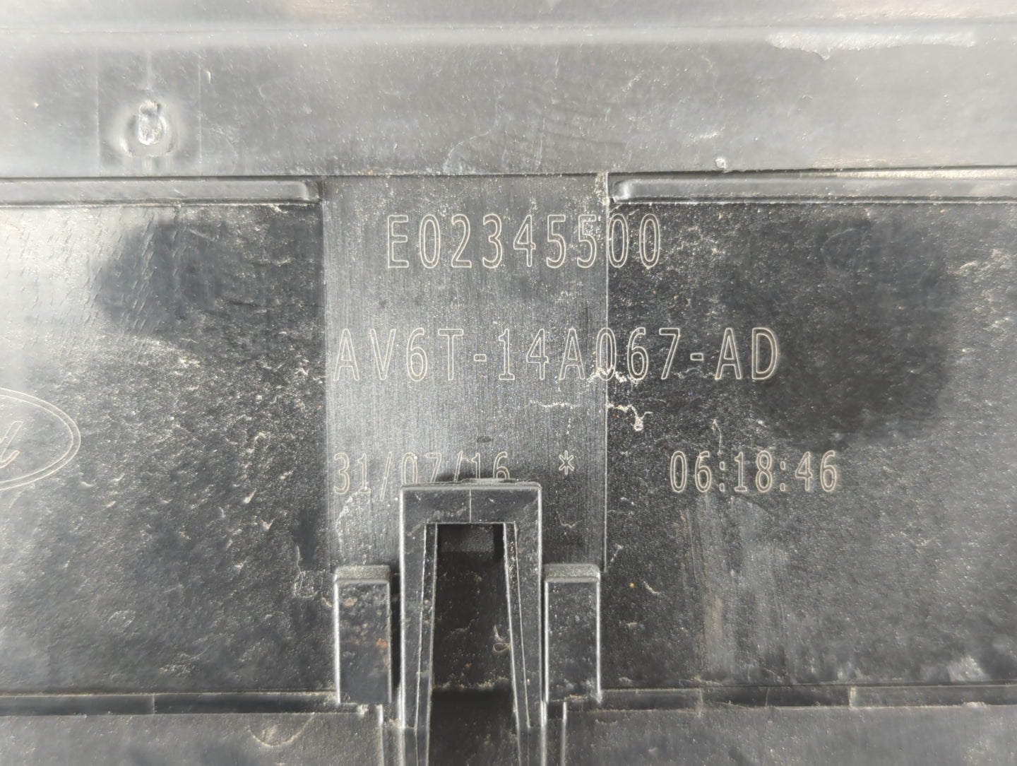 2017 Ford Escape Fusebox Fuse Box Panel Relay Module P/N:AV6T-14A067-AD AV6T-14A142-AB Fits OEM Used Auto Parts - Oemusedaut