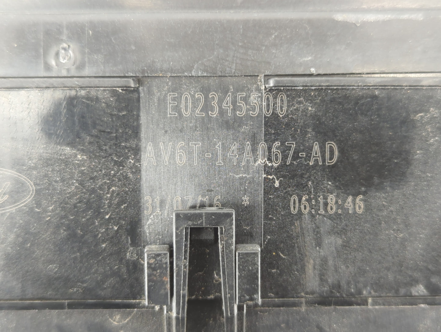 2017 Ford Escape Fusebox Fuse Box Panel Relay Module P/N:AV6T-14A067-AD AV6T-14A142-AB Fits OEM Used Auto Parts - Oemusedaut