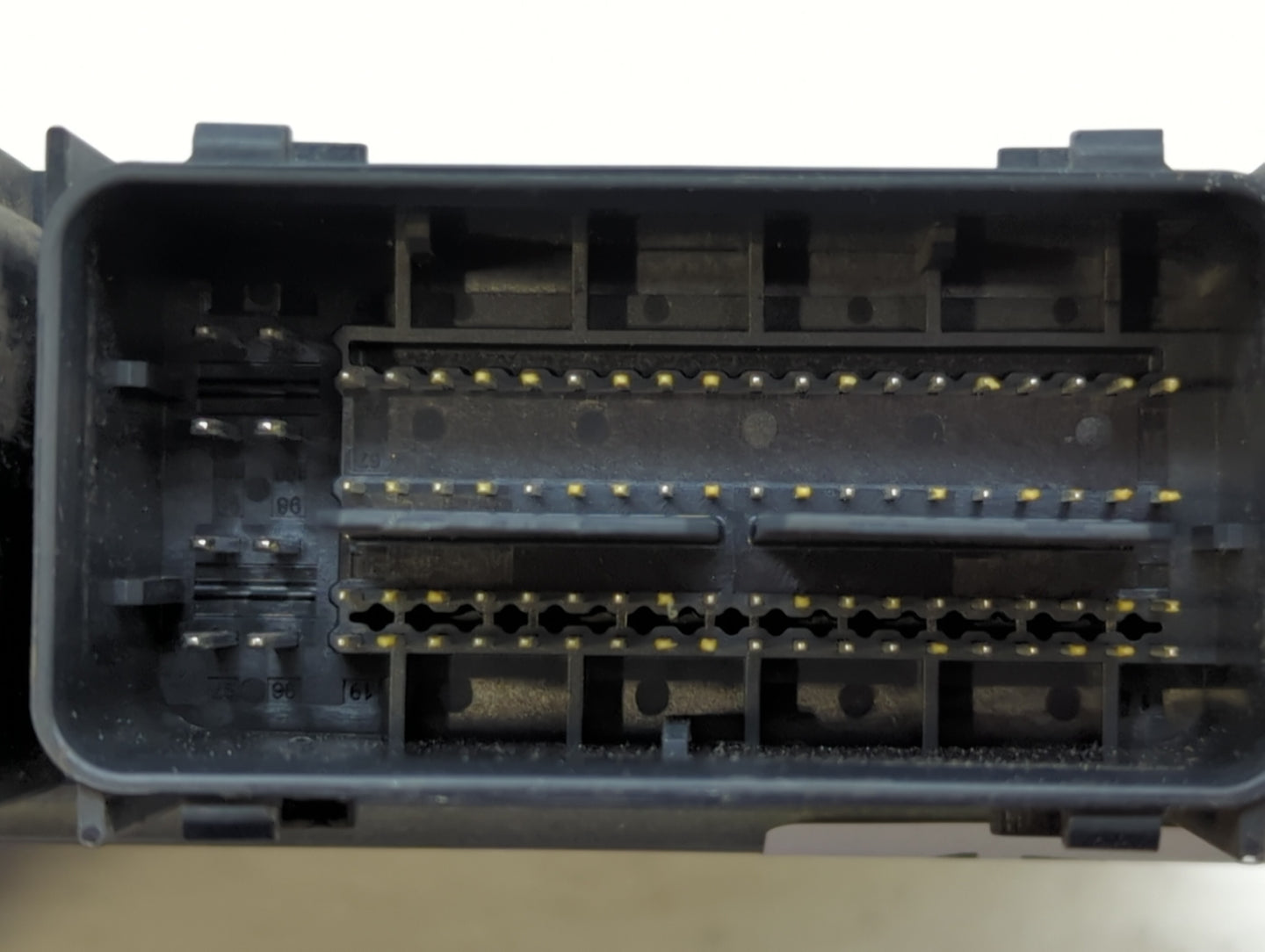 2017-2019 Ford Escape PCM Engine Control Computer ECU ECM PCU OEM P/N:HU5T-14F262-BA HJ5A-12A650-MA Fits Fits 2017 2018 2019