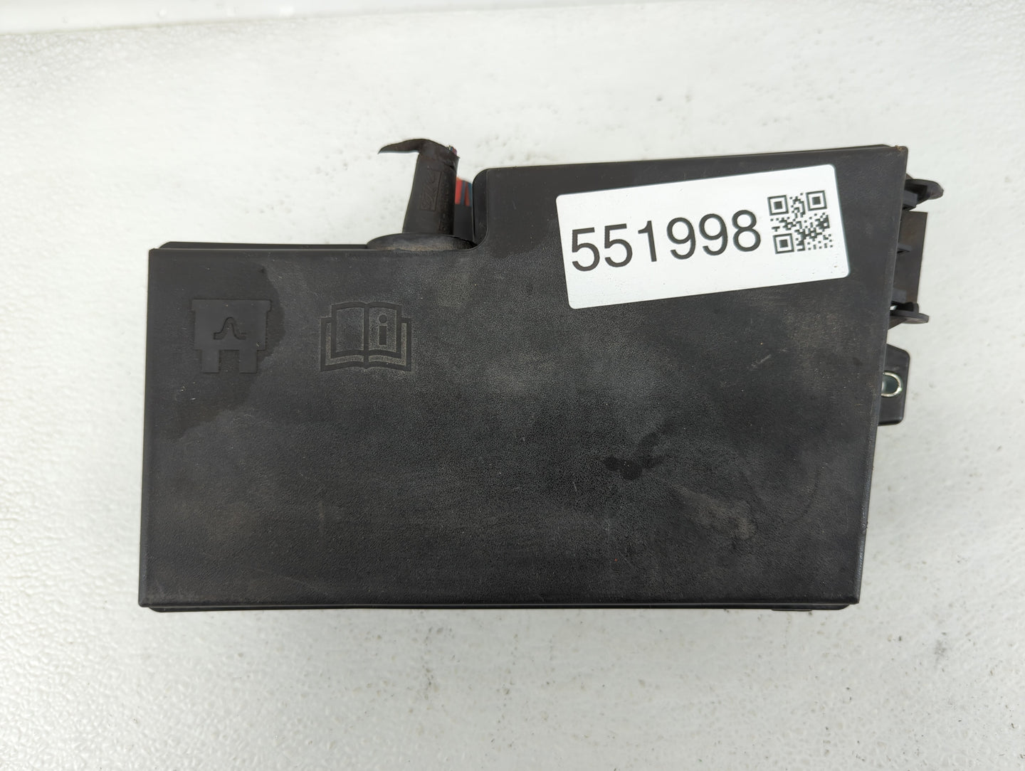 2017 Ford Escape Fusebox Fuse Box Panel Relay Module P/N:AV6T-14A067-AD AV6T-14A142-AB Fits OEM Used Auto Parts - Oemusedaut