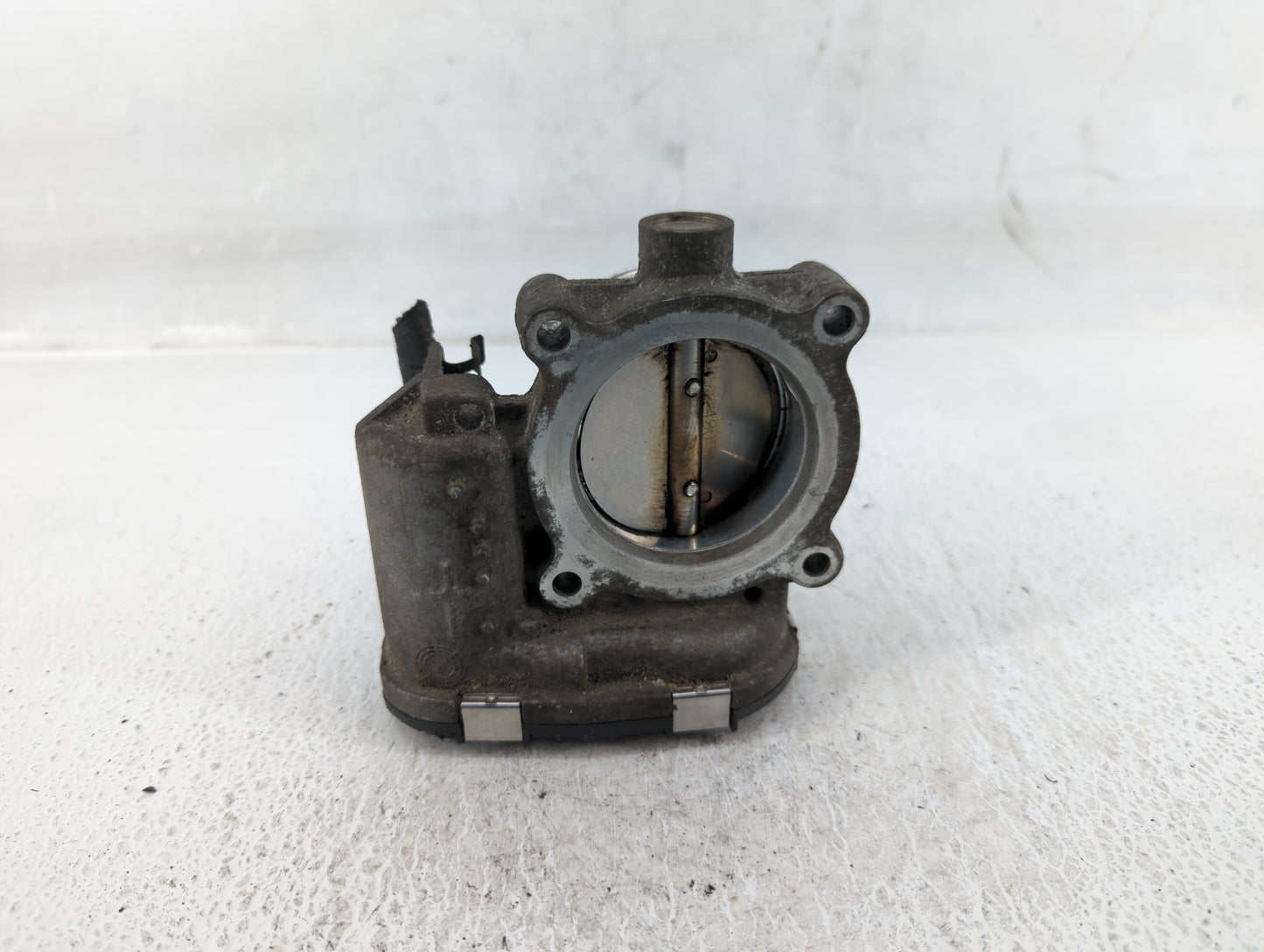 2017-2019 Ford Escape Throttle Body P/N:DS7E-9F991-BB Fits Fits 2014 2015 2016 2017 2018 2019 2020 2021 2022 OEM Used Auto P