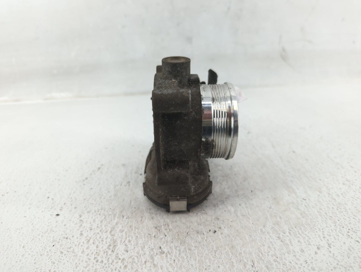 2017-2019 Ford Escape Throttle Body P/N:DS7E-9F991-BB Fits Fits 2014 2015 2016 2017 2018 2019 2020 2021 2022 OEM Used Auto P