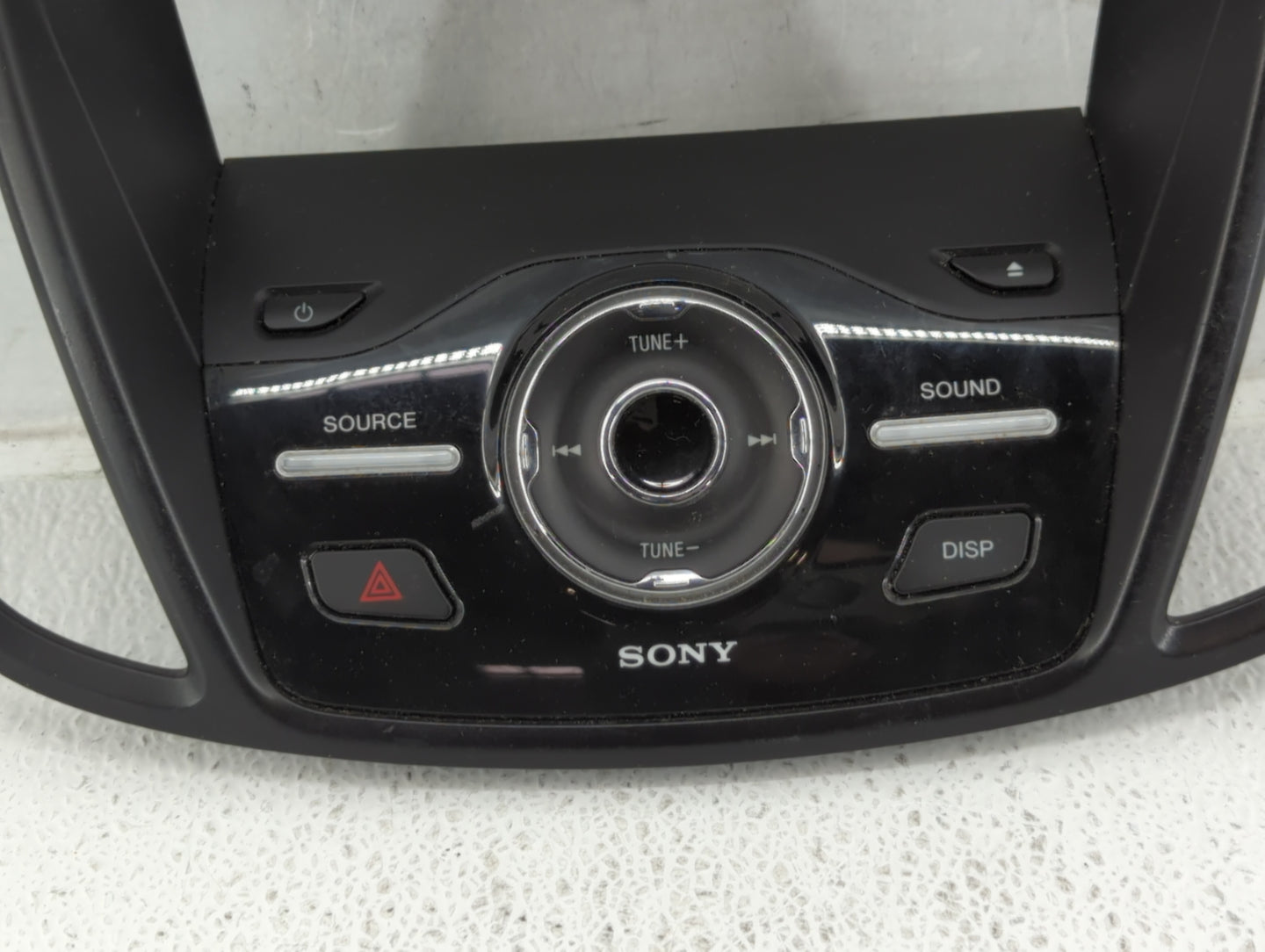 2017-2019 Ford Escape Radio AM FM Cd Player Receiver Replacement P/N:CJ54 18835 EE Fits Fits 2017 2018 2019 OEM Used Auto Pa