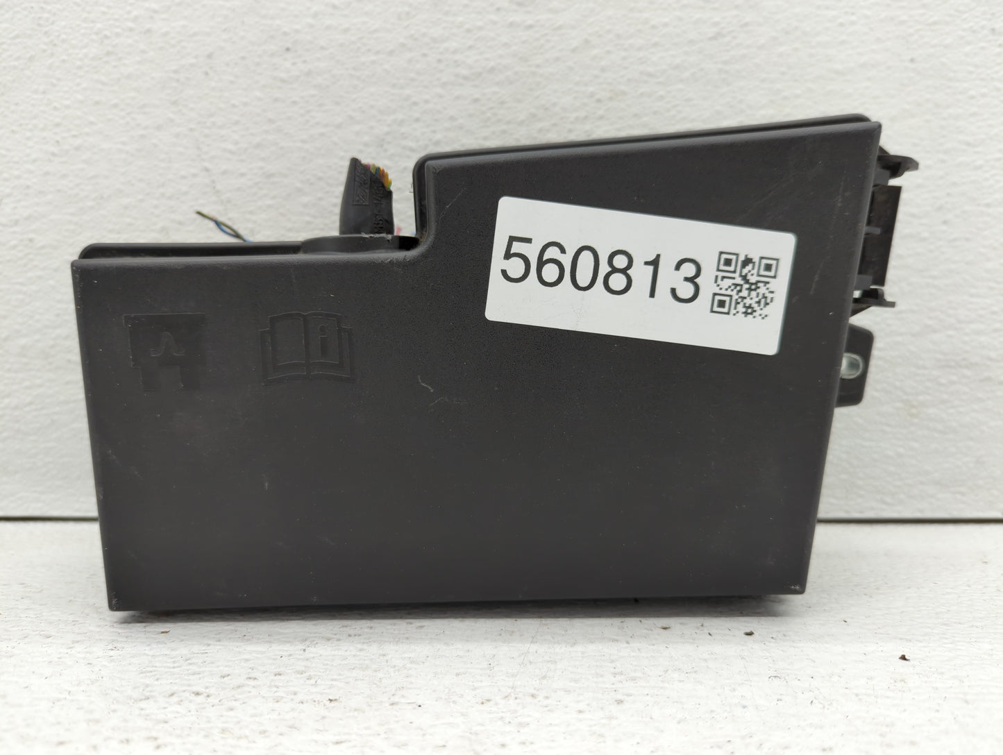 2017 Ford Escape Fusebox Fuse Box Panel Relay Module P/N:AV6T-14A142-AB AV6T-14A067-AD, AV6T-14A057-AD Fits OEM Used Auto Pa