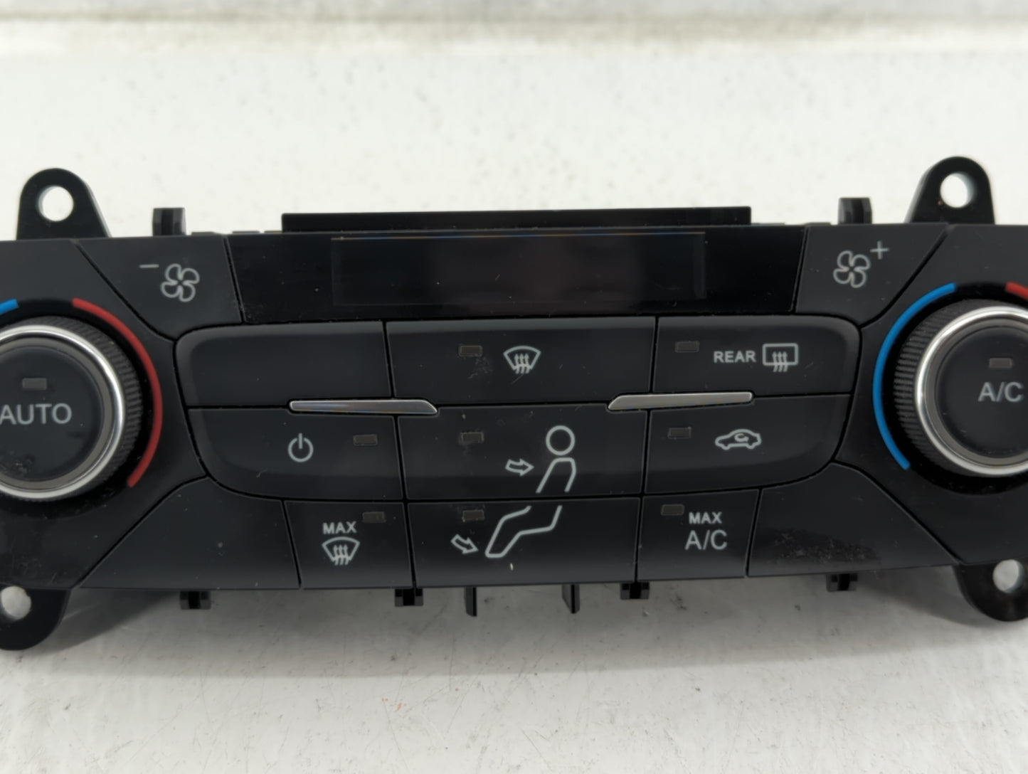 2017 Ford Escape Climate Control Module Temperature AC/Heater Replacement P/N:GJ5T-18C612-EA Fits OEM Used Auto Parts - Oemu