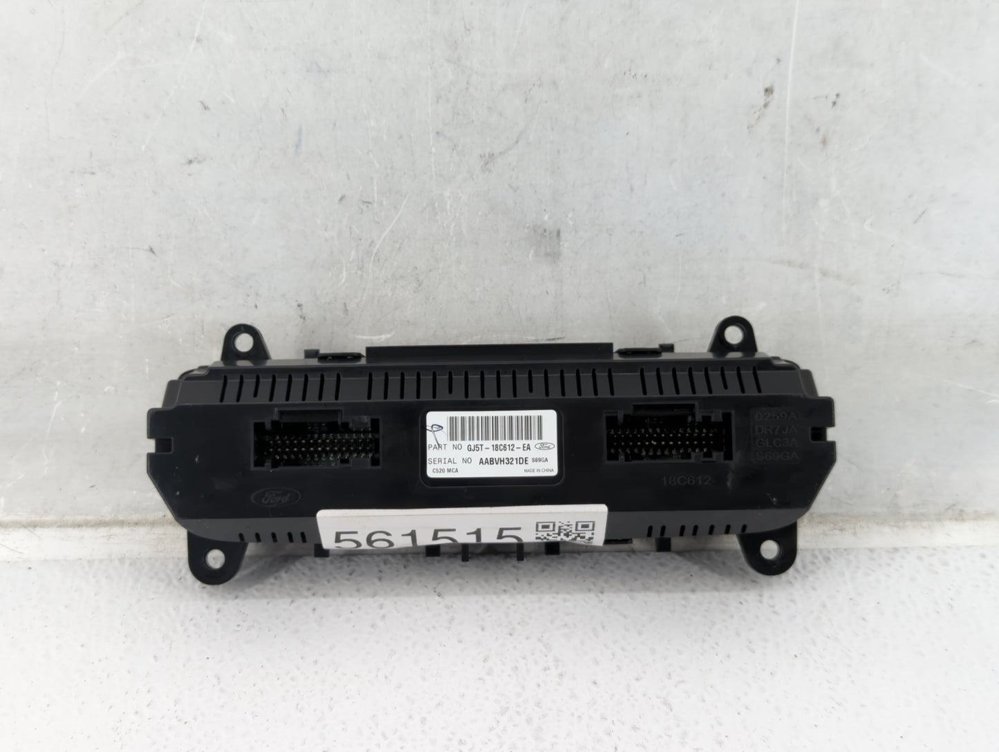 2017 Ford Escape Climate Control Module Temperature AC/Heater Replacement P/N:GJ5T-18C612-EA Fits OEM Used Auto Parts - Oemu