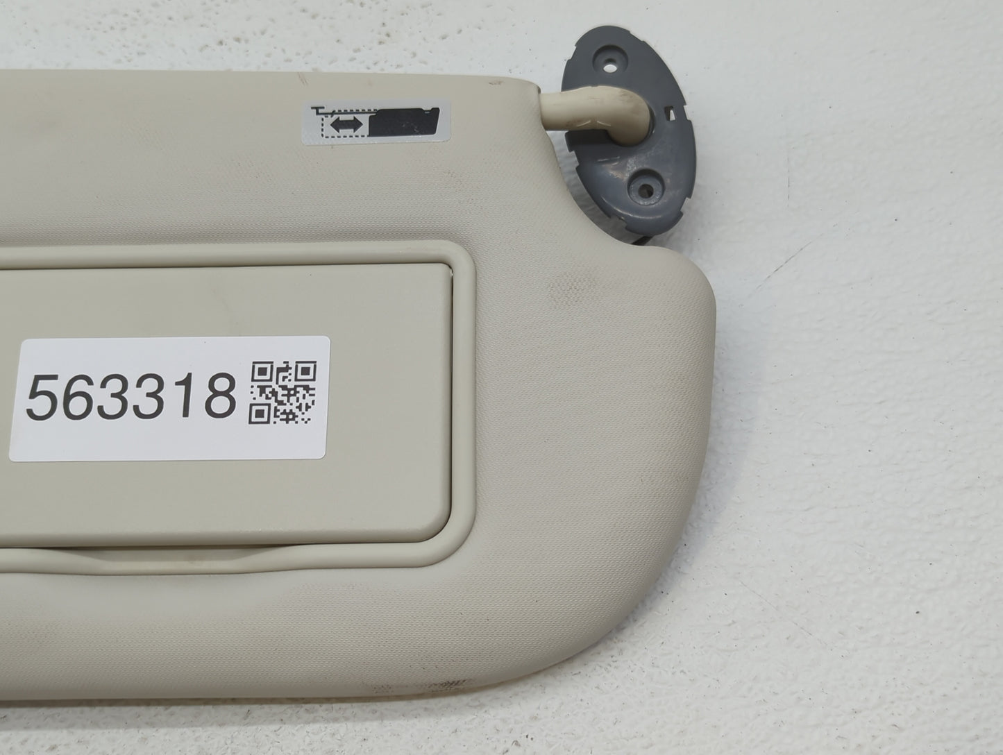 2013-2019 Ford Escape Sun Visor Shade Replacement Passenger Right Mirror Fits Fits 2013 2014 2015 2016 2017 2018 2019 OEM Us