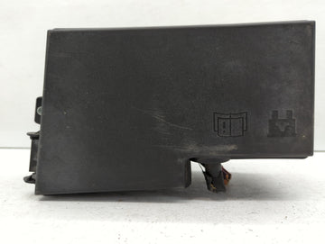 2017 Ford Escape Fusebox Fuse Box Panel Relay Module P/N:AV6T-14A142-AB AV6T-14A067-AD, AV6T-14A057-AD Fits OEM Used Auto Pa