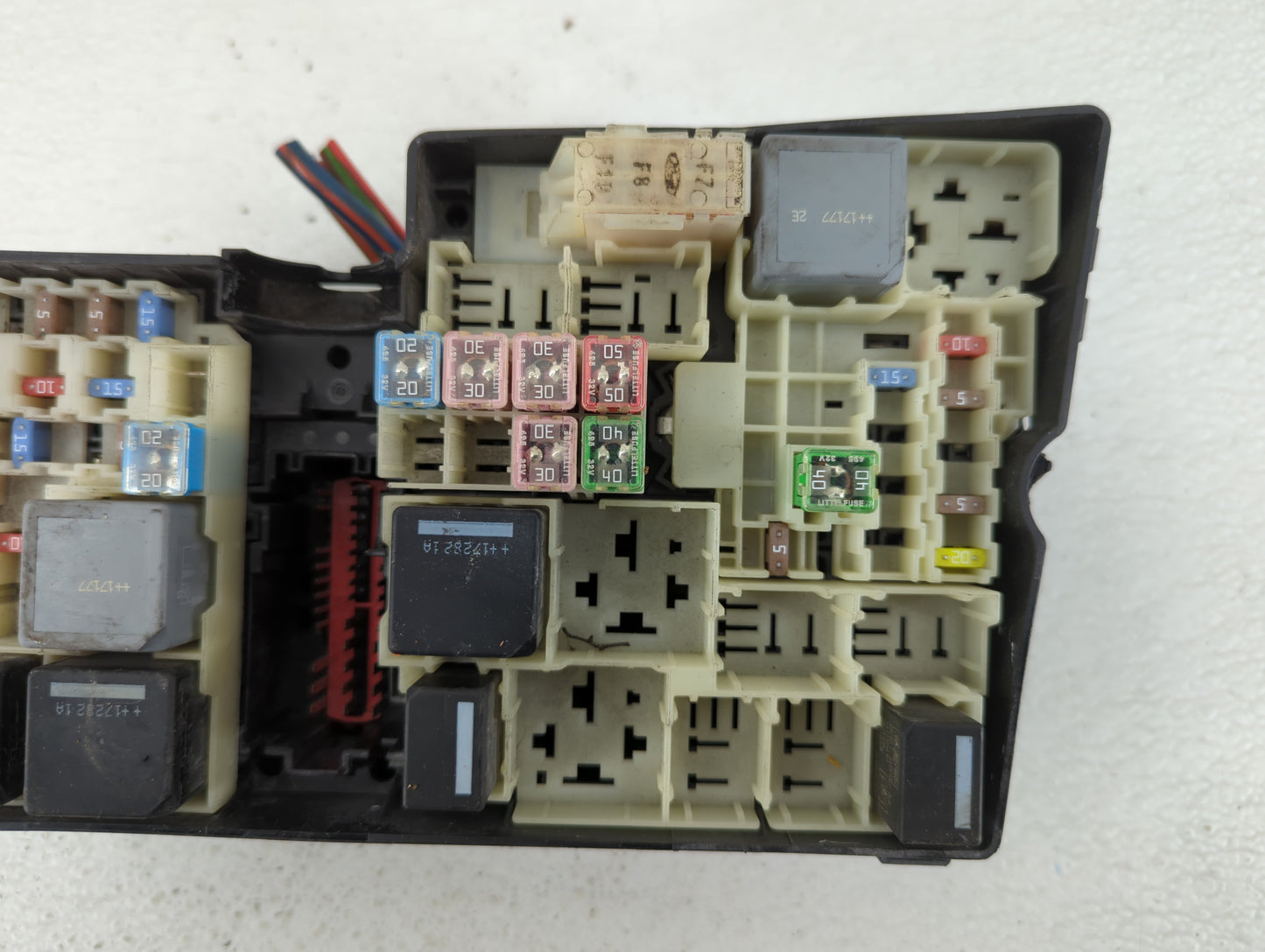 2017 Ford Escape Fusebox Fuse Box Panel Relay Module P/N:AV6T-14A067-AD GJ5T-14K733 Fits OEM Used Auto Parts - Oemusedautopa