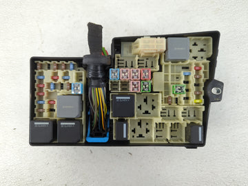 2017 Ford Escape Fusebox Fuse Box Panel Relay Module P/N:AB6T-14A142-AB E02345500, E00027328, AV6T-14A067-AD Fits OEM Used Auto Parts