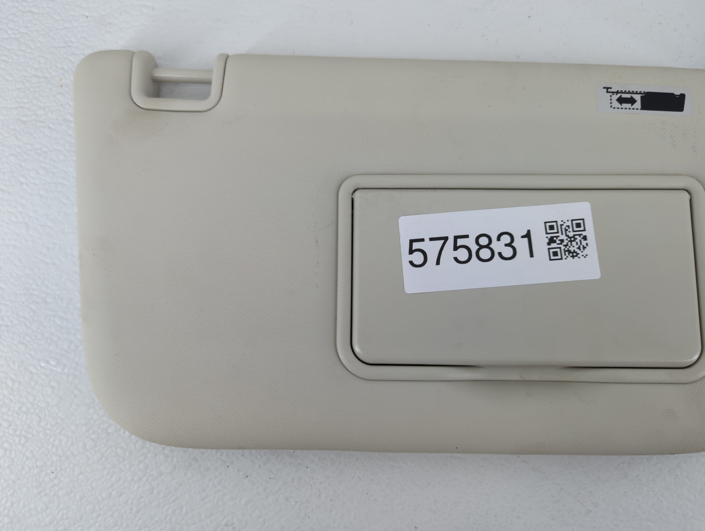 2013-2019 Ford Escape Sun Visor Shade Replacement Passenger Right Mirror Fits Fits 2013 2014 2015 2016 2017 2018 2019 OEM Us