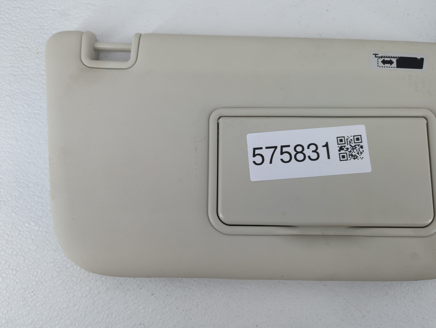 2013-2019 Ford Escape Sun Visor Shade Replacement Passenger Right Mirror Fits Fits 2013 2014 2015 2016 2017 2018 2019 OEM Us
