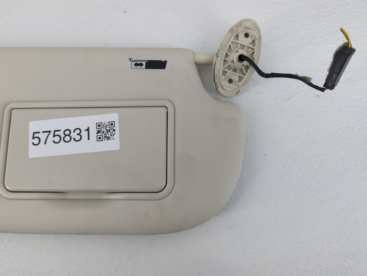 2013-2019 Ford Escape Sun Visor Shade Replacement Passenger Right Mirror Fits Fits 2013 2014 2015 2016 2017 2018 2019 OEM Us