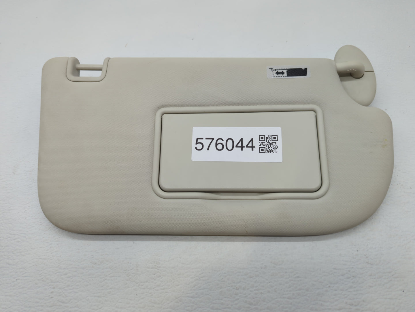 2013-2019 Ford Escape Sun Visor Shade Replacement Passenger Right Mirror Fits Fits 2013 2014 2015 2016 2017 2018 2019 OEM Us