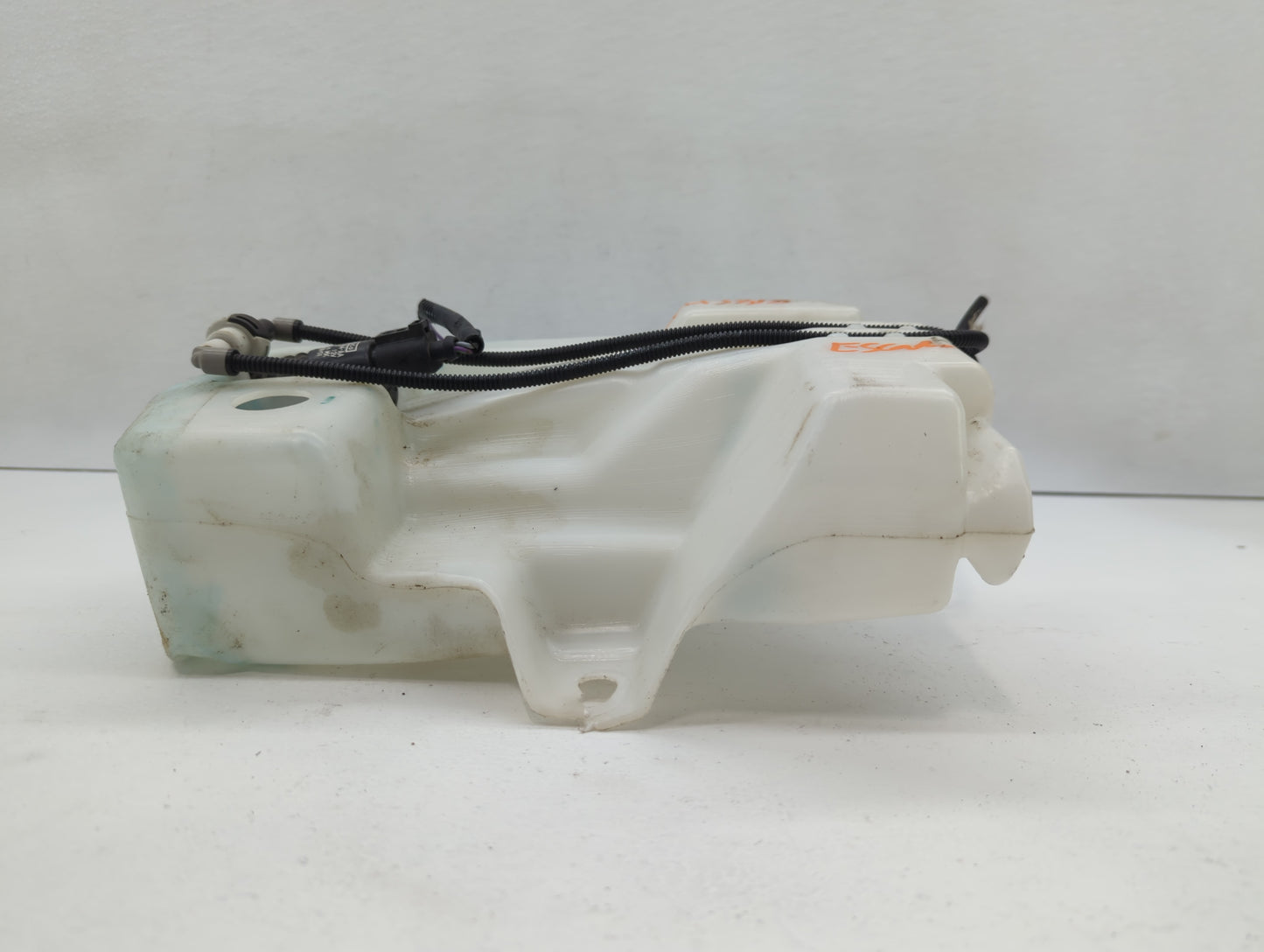 2015-2019 Ford Escape Windshield Washer Fluid Reservoir Bottle Oem - Oemusedautoparts1.com