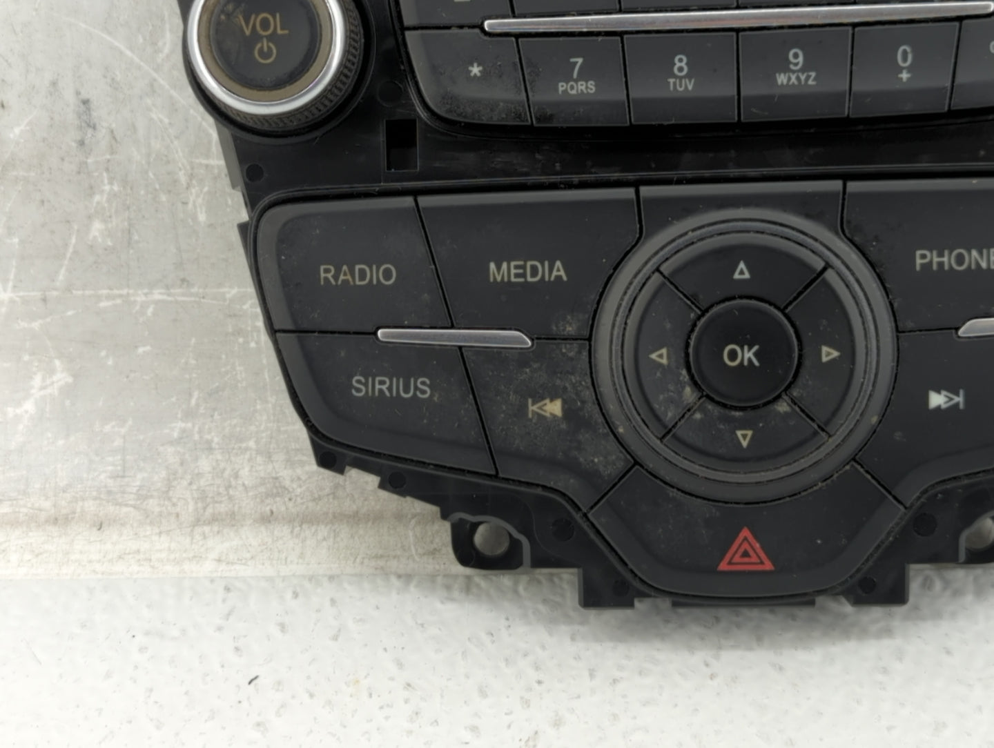 2017-2019 Ford Escape Radio AM FM Cd Player Receiver Replacement P/N:F1ET18K811KD Fits Fits 2015 2016 2017 2018 2019 OEM Use