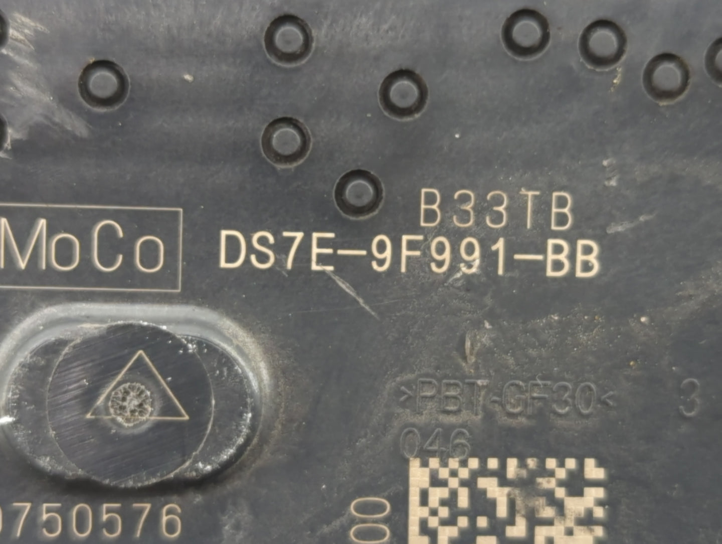 2017-2019 Ford Escape Throttle Body P/N:DS7E-9F991-BB Fits Fits 2014 2015 2016 2017 2018 2019 2020 2021 2022 OEM Used Auto P