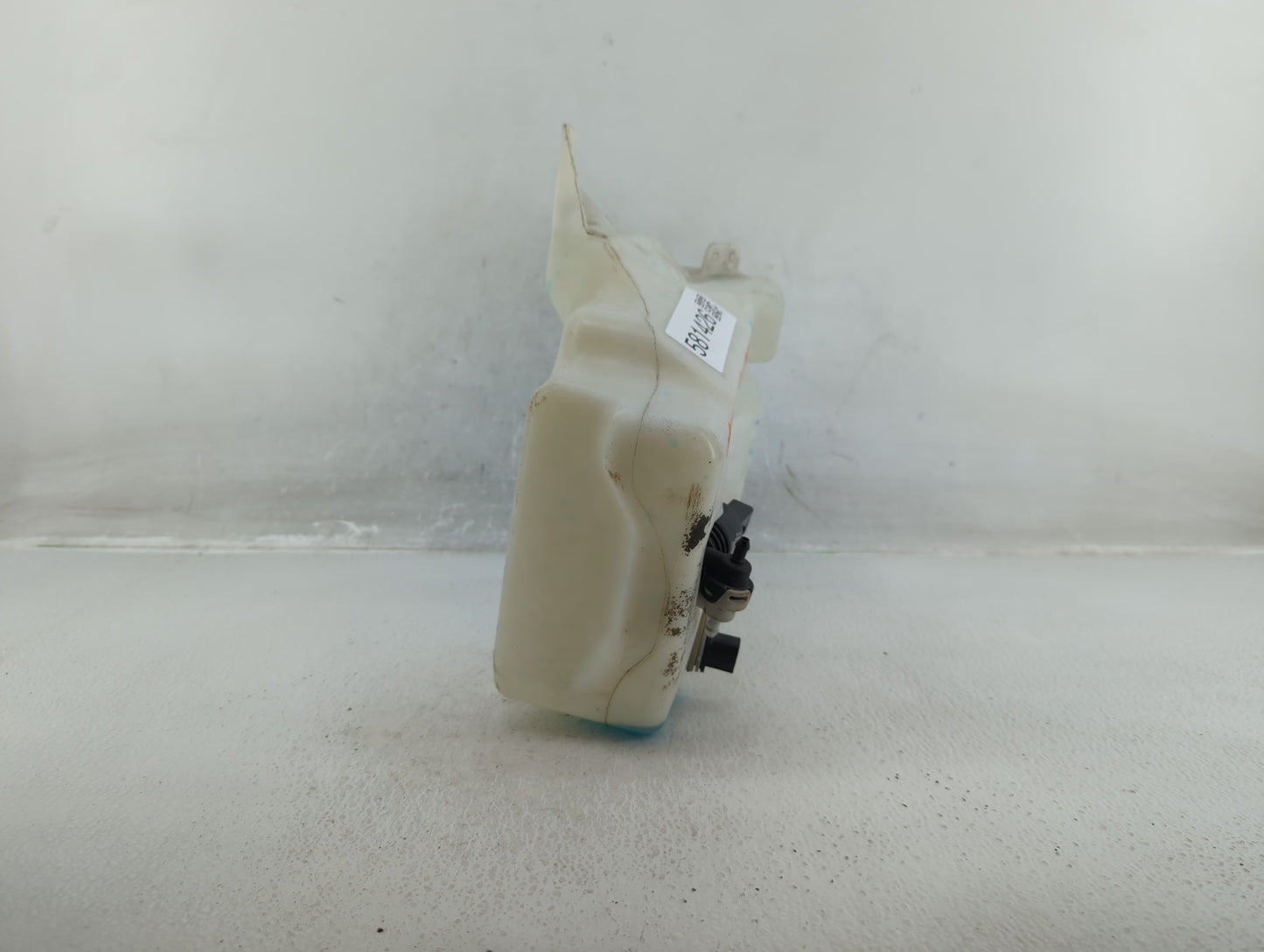 2015-2019 Ford Escape Windshield Washer Fluid Reservoir Bottle Oem - Oemusedautoparts1.com