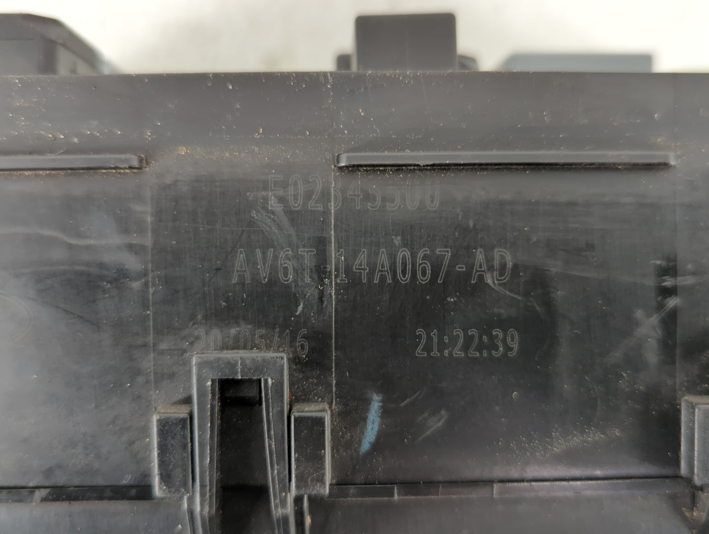 2017 Ford Escape Fusebox Fuse Box Panel Relay Module P/N:AV6T-14A142-AB AV6T-14A067-AD, AV6T-14A057-AD Fits OEM Used Auto Pa