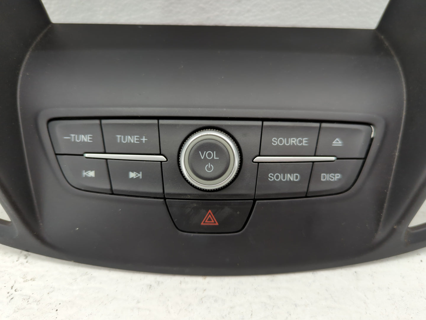 2017-2019 Ford Escape Am Fm Cd Player Radio Receiver - Oemusedautoparts1.com