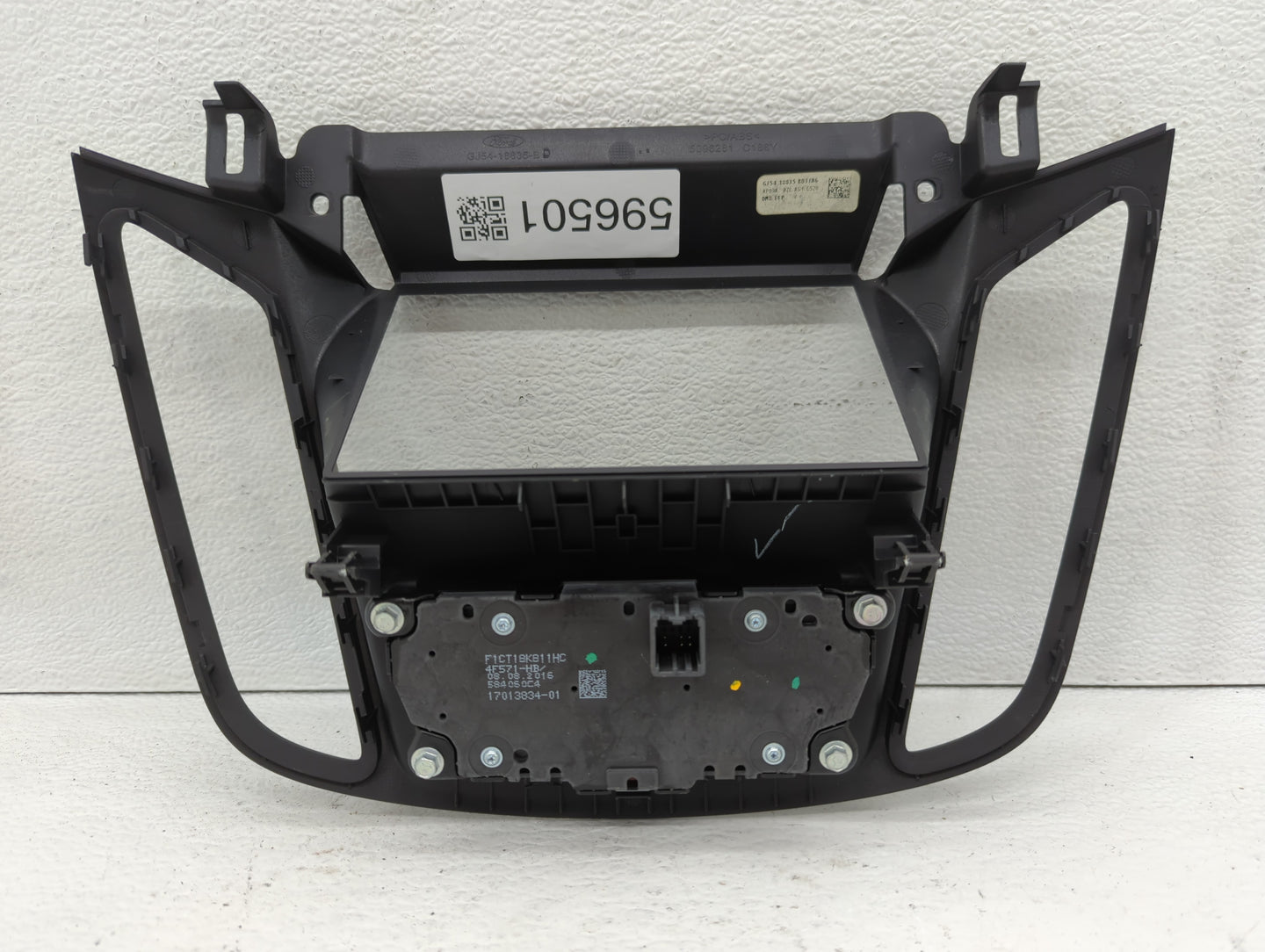 2017-2019 Ford Escape Am Fm Cd Player Radio Receiver - Oemusedautoparts1.com
