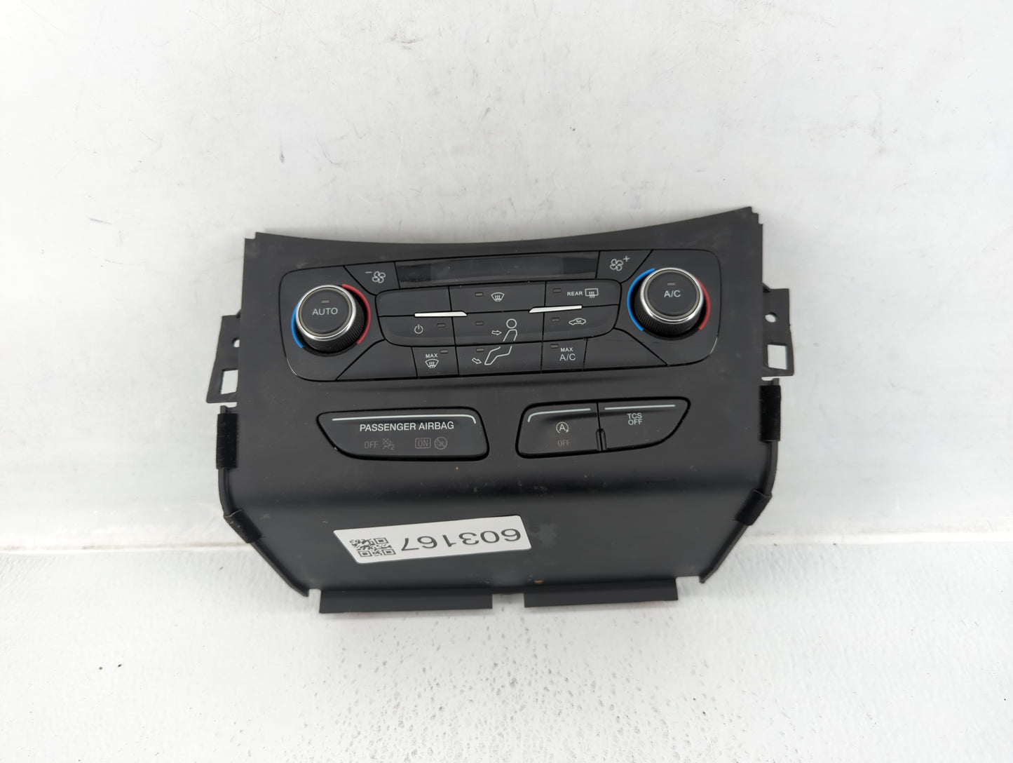 2017 Ford Escape Climate Control Module Temperature AC/Heater Replacement P/N:GJ5T-18C612-AE Fits OEM Used Auto Parts - Oemu