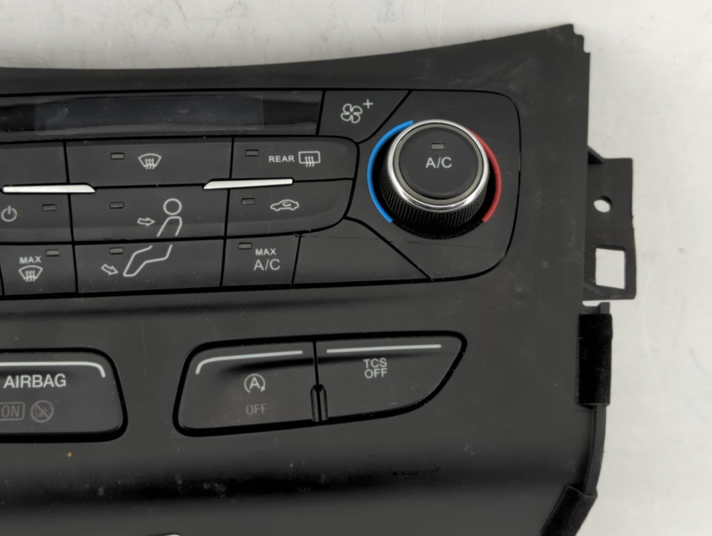 2017 Ford Escape Climate Control Module Temperature AC/Heater Replacement P/N:GJ5T-18C612-AE Fits OEM Used Auto Parts - Oemu