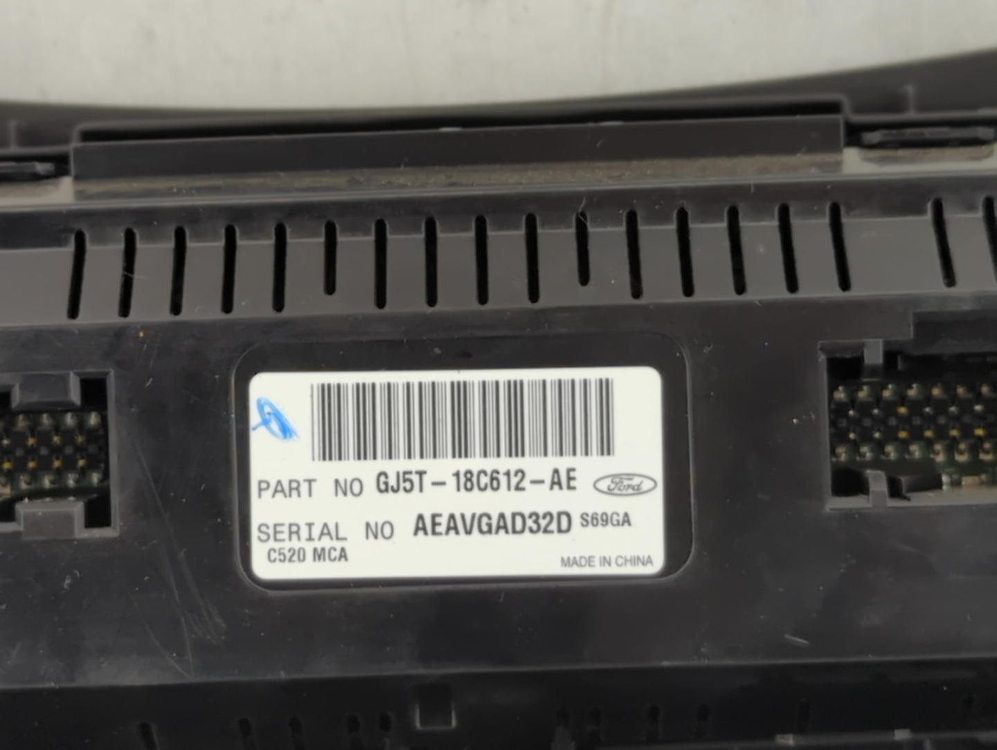 2017 Ford Escape Climate Control Module Temperature AC/Heater Replacement P/N:GJ5T-18C612-AE Fits OEM Used Auto Parts - Oemu