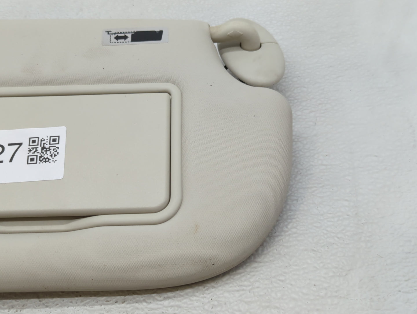 2013-2019 Ford Escape Sun Visor Shade Replacement Passenger Right Mirror Fits Fits 2013 2014 2015 2016 2017 2018 2019 OEM Us