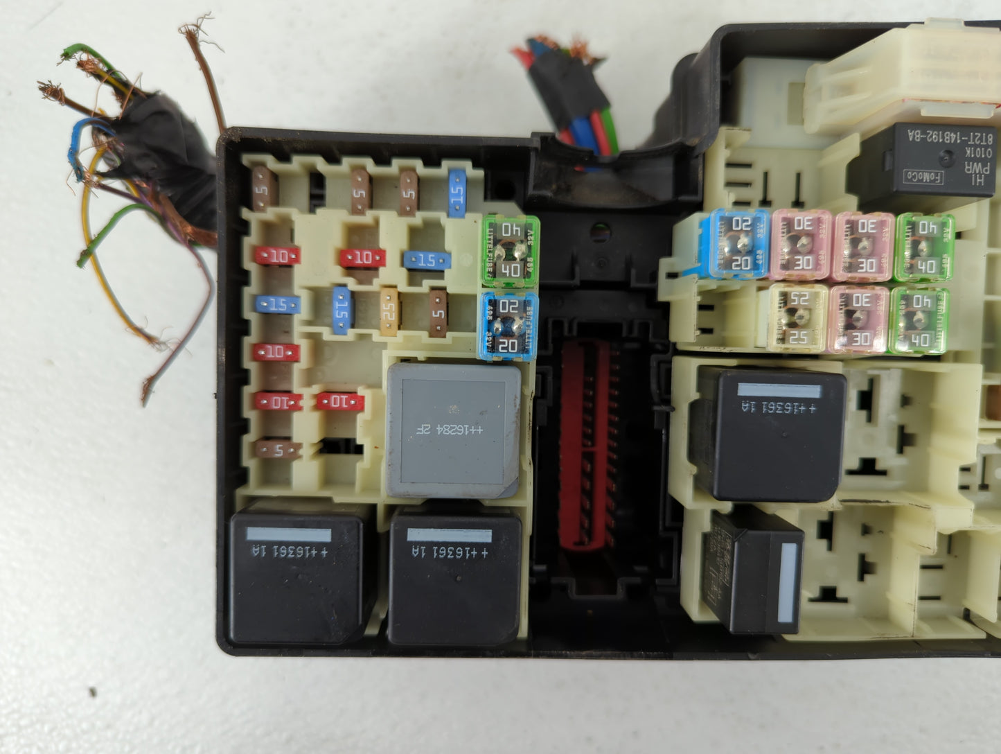 2017 Ford Escape Fusebox Fuse Box Panel Relay Module P/N:AV6T-14A067-AD Fits OEM Used Auto Parts - Oemusedautoparts1.com
