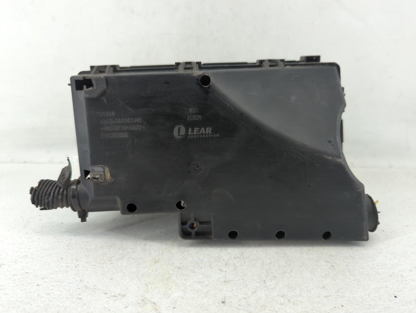2017 Ford Escape Fusebox Fuse Box Panel Relay Module P/N:AV6T-14A067-AD Fits OEM Used Auto Parts - Oemusedautoparts1.com