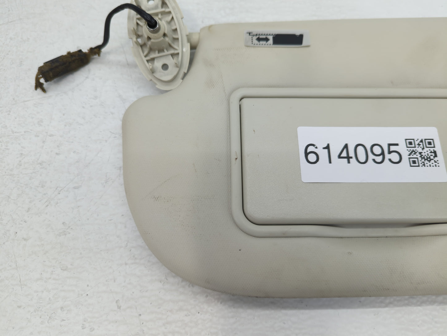 2013-2019 Ford Escape Sun Visor Shade Replacement Driver Left Mirror Fits Fits 2013 2014 2015 2016 2017 2018 2019 OEM Used A