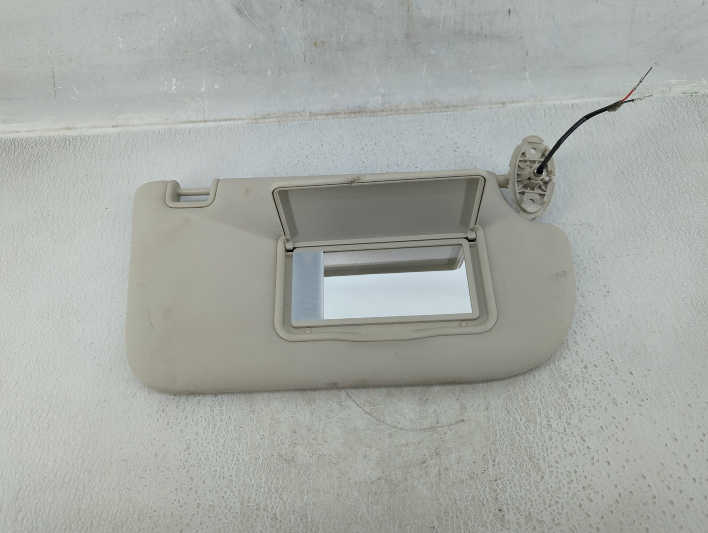 2013-2019 Ford Escape Sun Visor Shade Replacement Passenger Right Mirror Fits Fits 2013 2014 2015 2016 2017 2018 2019 OEM Us