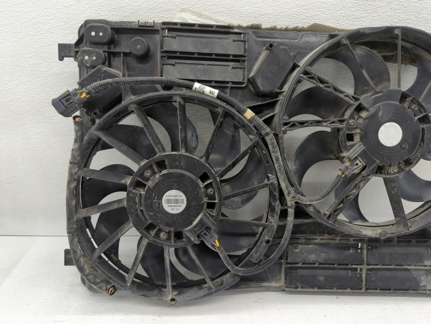 2017-2019 Ford Escape Left Radiator Fan Motor Assembly - Oemusedautoparts1.com