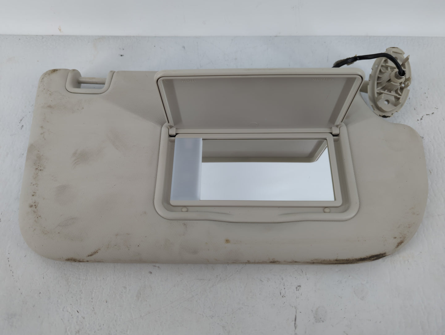 2013-2019 Ford Escape Sun Visor Shade Replacement Passenger Right Mirror Fits Fits 2013 2014 2015 2016 2017 2018 2019 OEM Us