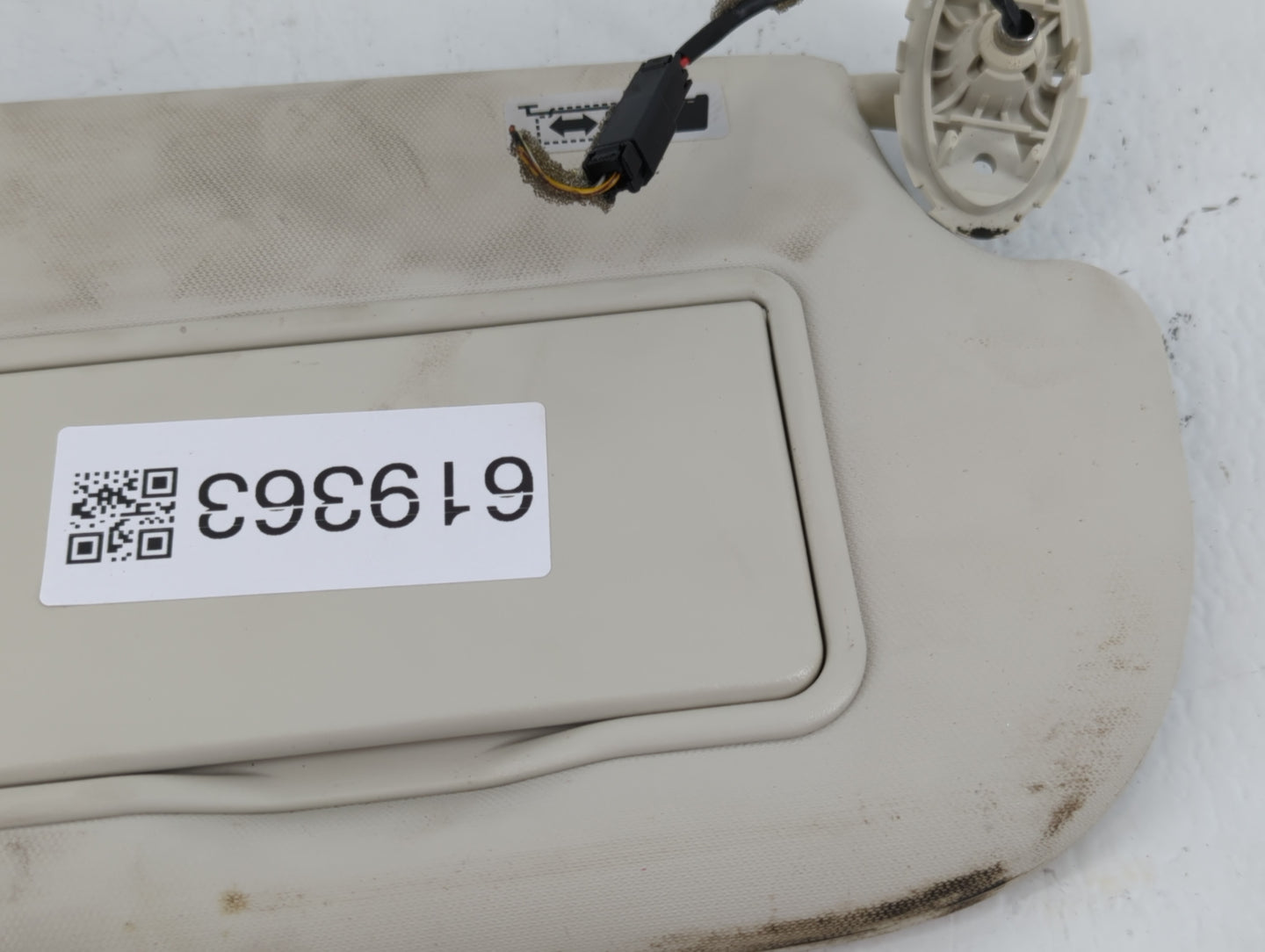 2013-2019 Ford Escape Sun Visor Shade Replacement Passenger Right Mirror Fits Fits 2013 2014 2015 2016 2017 2018 2019 OEM Us