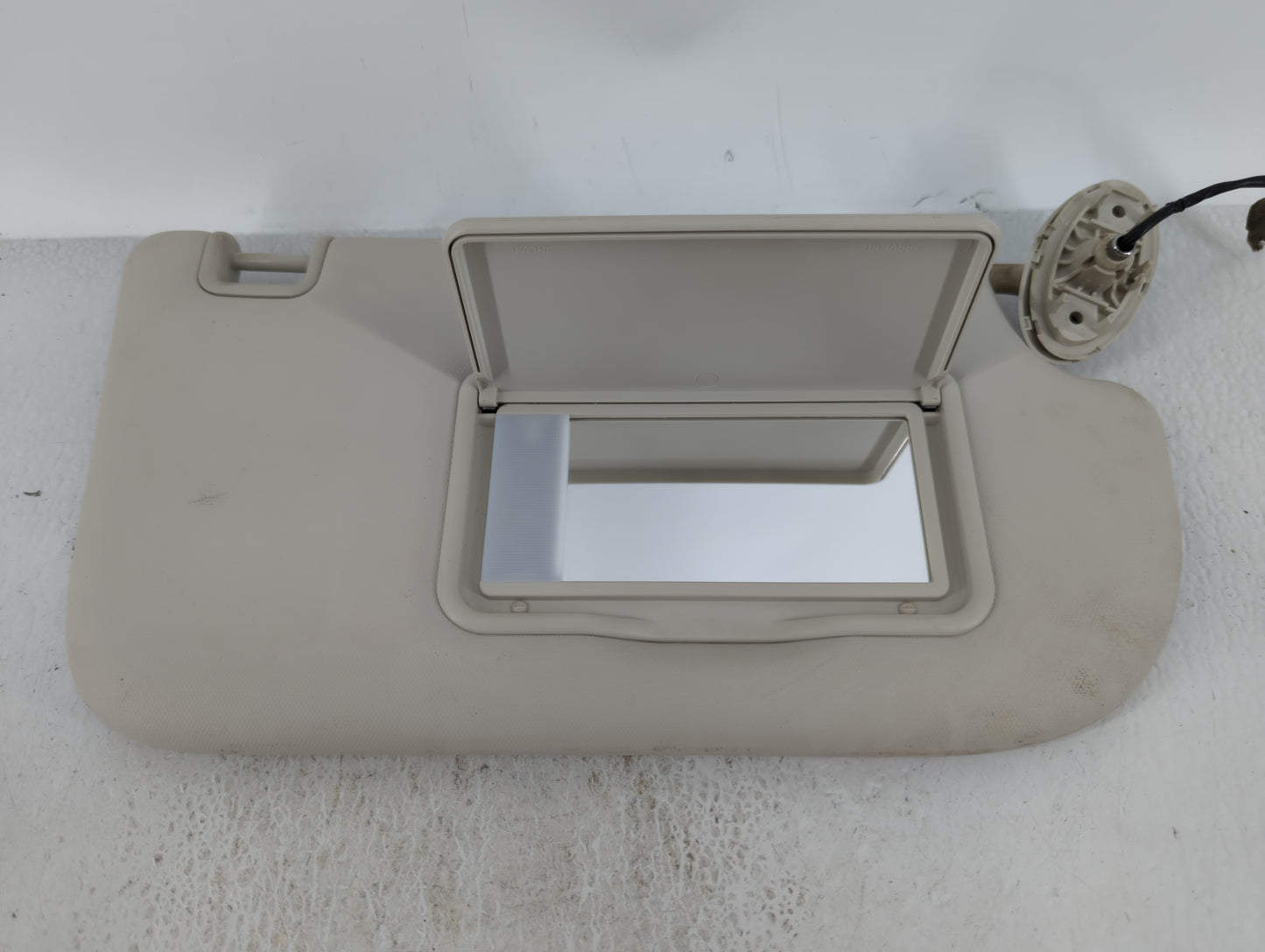 2013-2019 Ford Escape Sun Visor Shade Replacement Passenger Right Mirror Fits Fits 2013 2014 2015 2016 2017 2018 2019 OEM Us