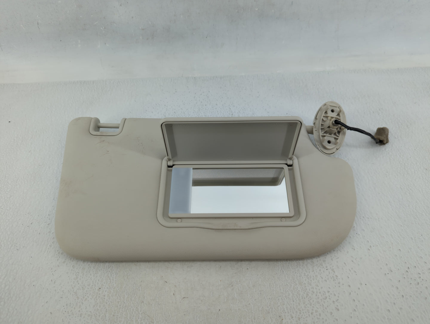 2013-2019 Ford Escape Sun Visor Shade Replacement Passenger Right Mirror Fits Fits 2013 2014 2015 2016 2017 2018 2019 OEM Us