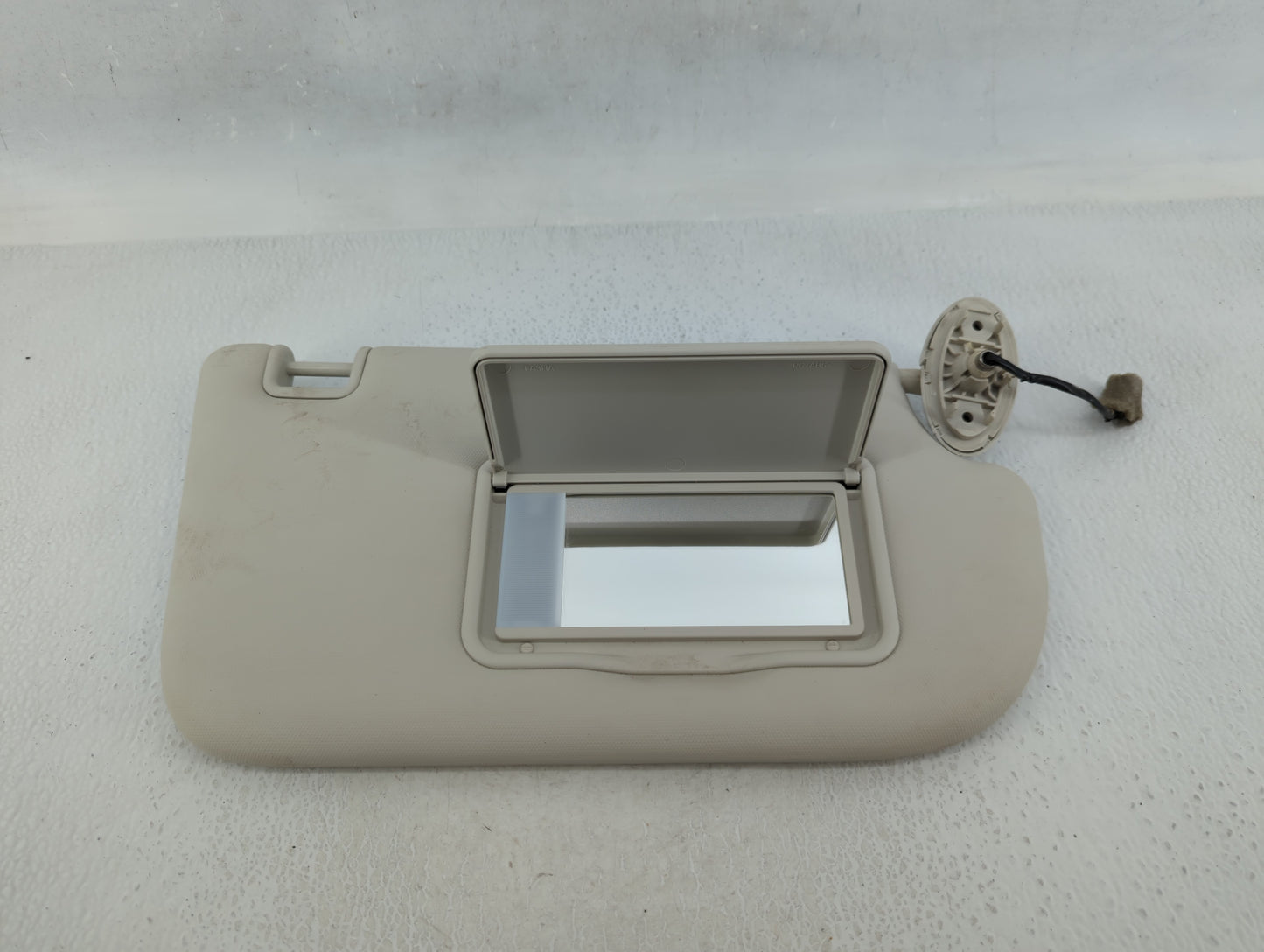 2013-2019 Ford Escape Sun Visor Shade Replacement Passenger Right Mirror Fits Fits 2013 2014 2015 2016 2017 2018 2019 OEM Us