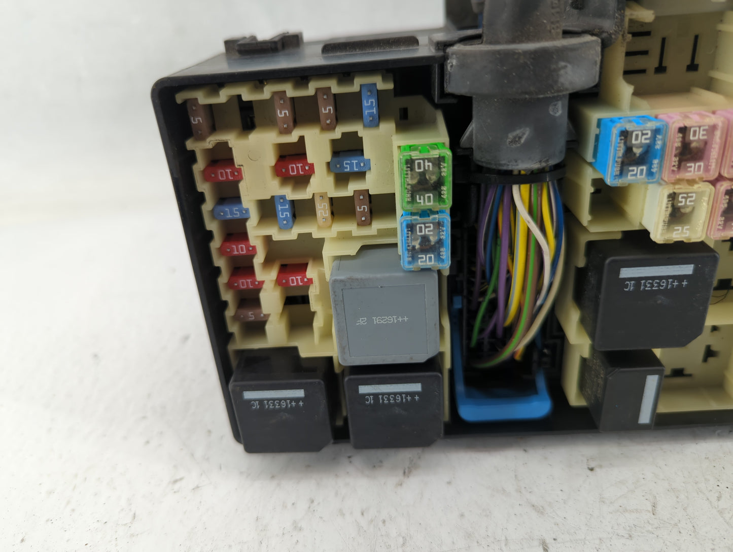 2017 Ford Escape Fusebox Fuse Box Panel Relay Module P/N:AV6T-14A067-AD Fits OEM Used Auto Parts - Oemusedautoparts1.com