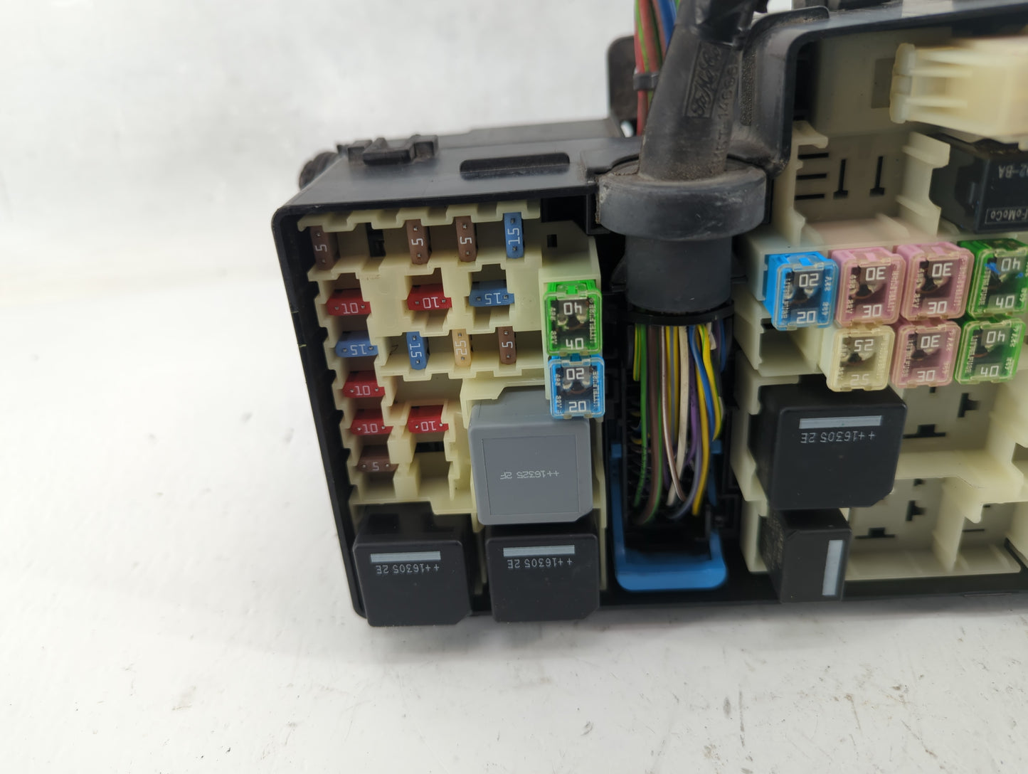 2017 Ford Escape Fusebox Fuse Box Panel Relay Module P/N:AV6T-14A067-AD Fits OEM Used Auto Parts - Oemusedautoparts1.com