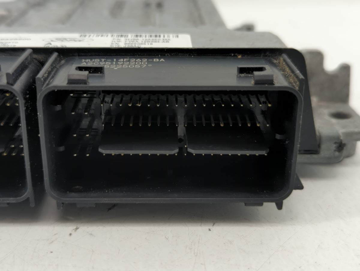 2017-2019 Ford Escape PCM Engine Control Computer ECU ECM PCU OEM P/N:HJ5A-12A650-MA Fits 2017 2018 2019 OEM Used Auto Parts