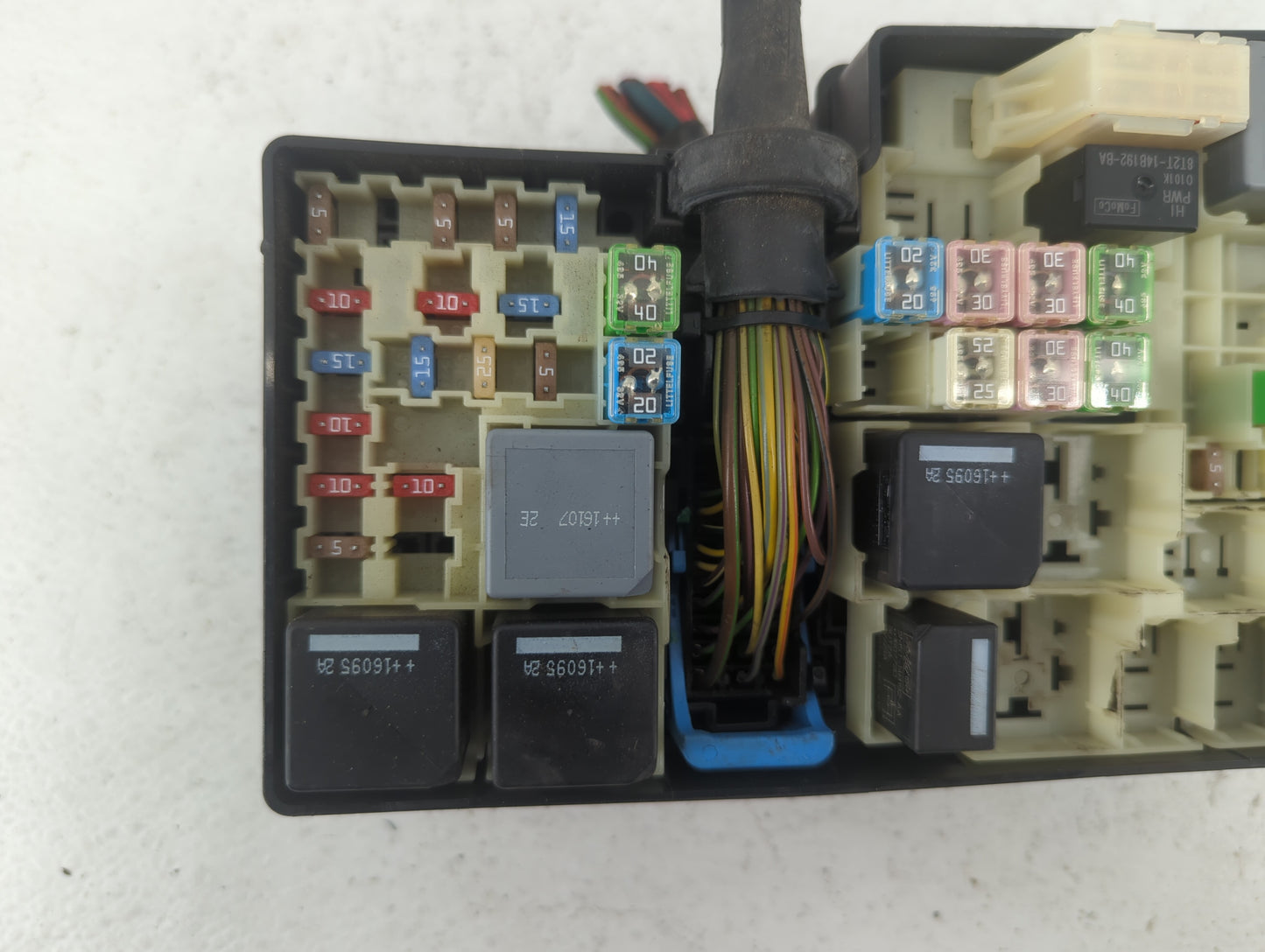 2017 Ford Escape Fusebox Fuse Box Panel Relay Module P/N:AV6T-14A142-AB Fits OEM Used Auto Parts - Oemusedautoparts1.com
