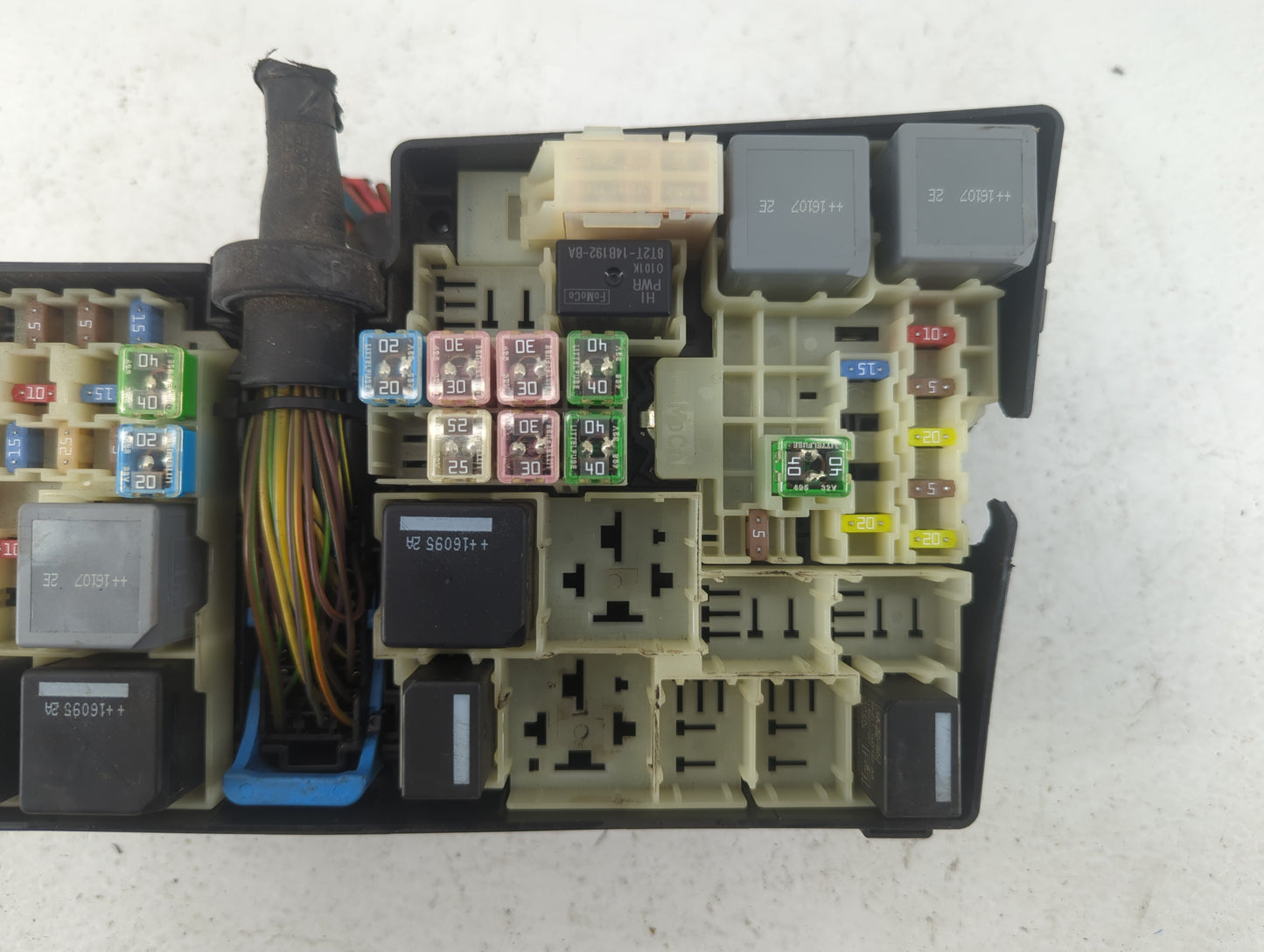 2017 Ford Escape Fusebox Fuse Box Panel Relay Module P/N:AV6T-14A142-AB Fits OEM Used Auto Parts - Oemusedautoparts1.com